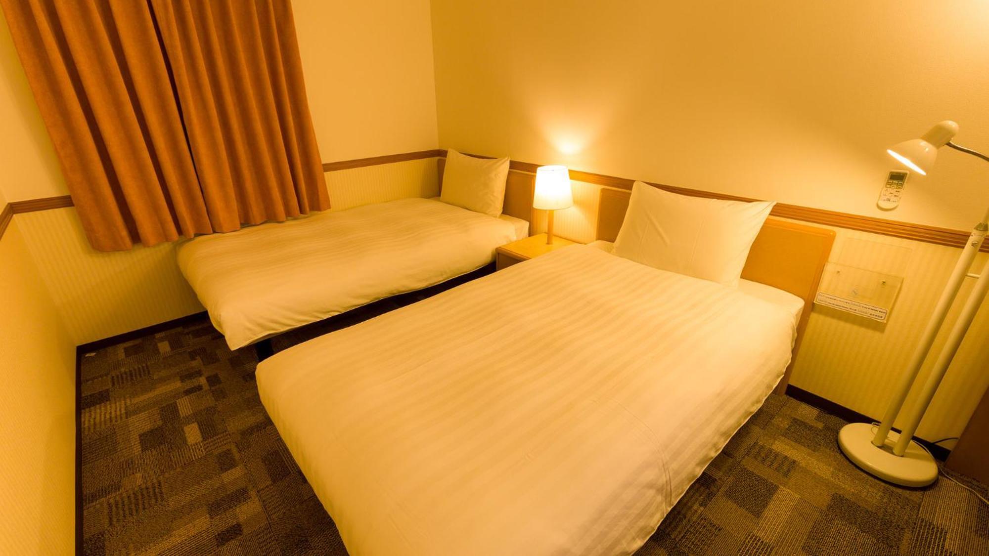 Toyoko Inn Kokura-Eki Minami-Guchi Кіта-Кюшю Номер фото
