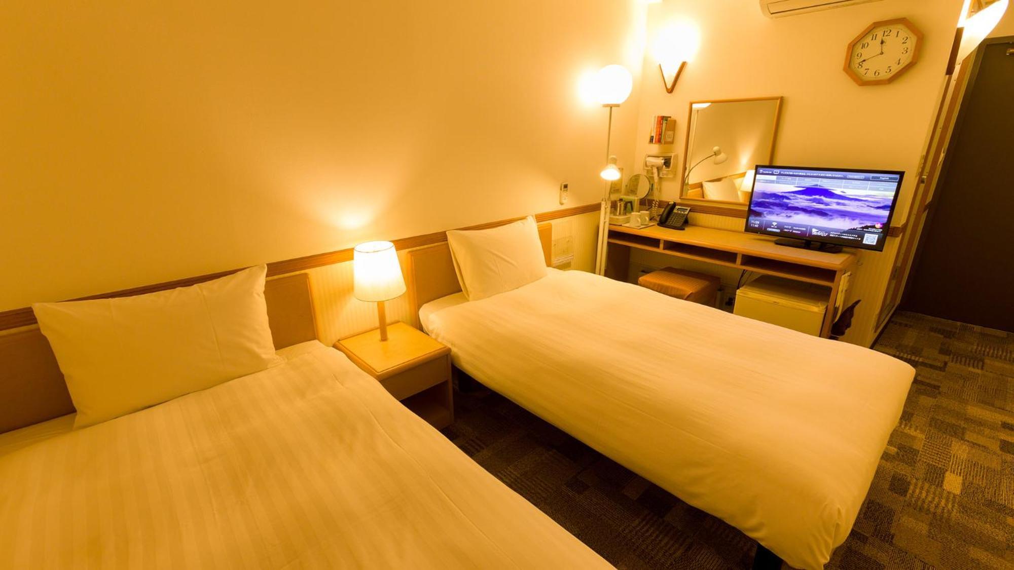 Toyoko Inn Kokura-Eki Minami-Guchi Кіта-Кюшю Номер фото